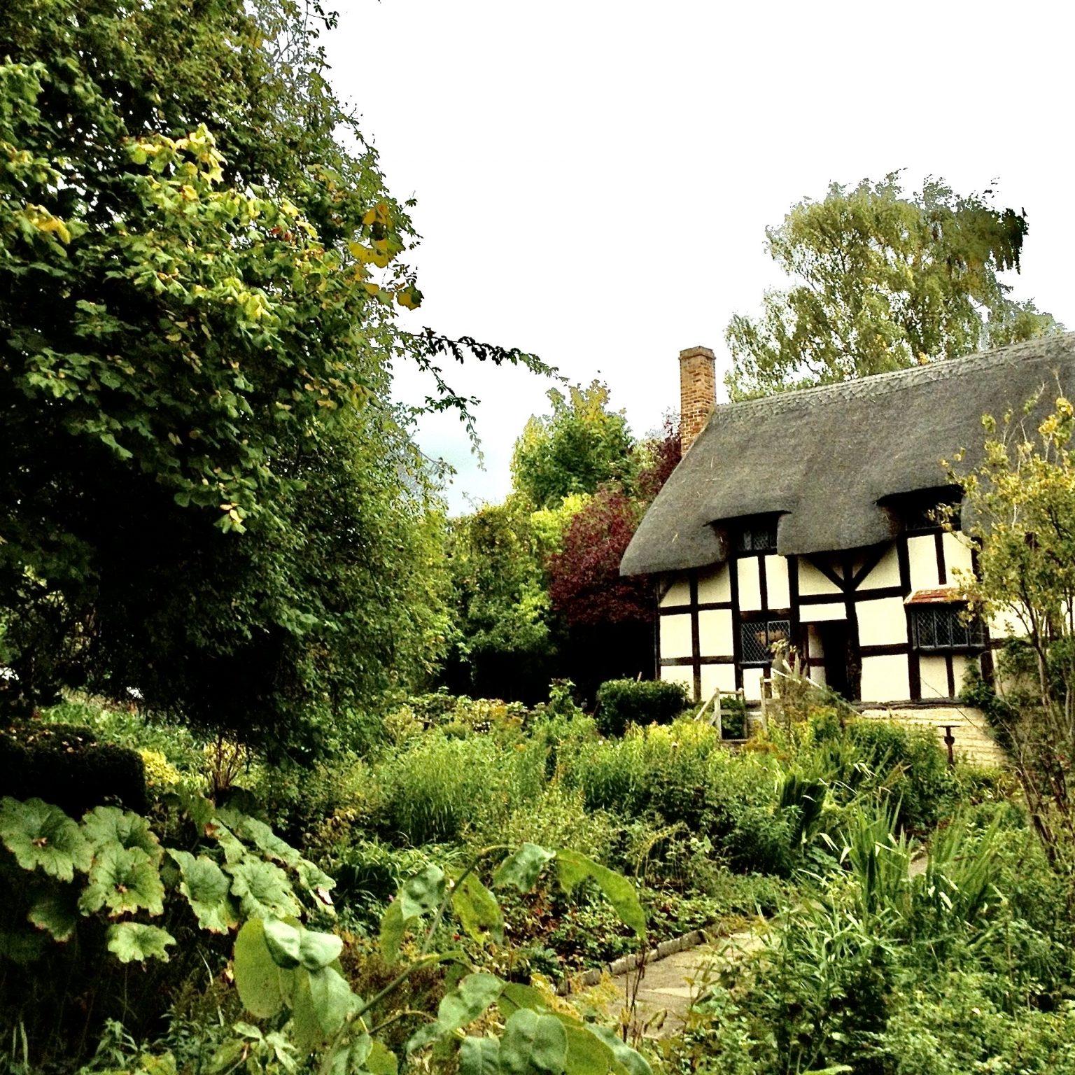 A Walking Guide to Shakespeare's Stratford-upon-Avon - Rachel.ie - Travel